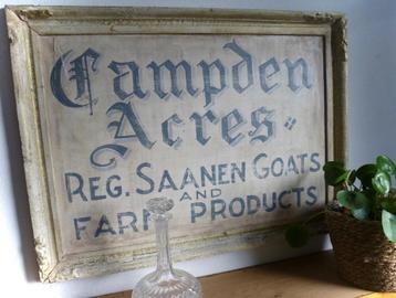Uniek handgeschilderd houten bord Farm Products / Boerderij beschikbaar voor biedingen