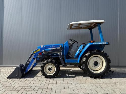 Iseki TA215 minitrekker met voorlader - 4WD - 25PK - 1300 HR, Zakelijke goederen, Agrarisch | Tractoren, tot 2500, Overige merken
