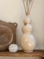Beige vaas hoog, Overige kleuren, Aardewerk of Porselein, Nieuw, Ophalen of Verzenden