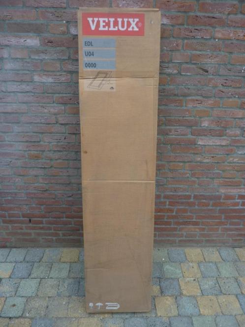 Nieuwe Velux EDL U04 ( 134 x98 ) gootstukken / vlak dakbedek, Huis en Inrichting, Stoffering | Gordijnen en Lamellen, Nieuw, Ophalen of Verzenden