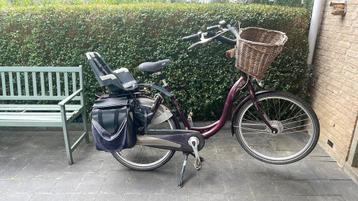 Moederfiets met 7 versnellingen, 2 zitjes & tassen beschikbaar voor biedingen