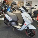 Peugeot Kisbee 45km 4takt injectie 2020 16578km brom scooter, Fietsen en Brommers, Scooters | Peugeot, Ophalen, Bonnetstraat 1, 6718 XN Ede