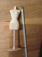 Paspop voor barbie kleding, Verzamelen, Poppen, Ophalen, Gebruikt, Kleertjes