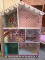 Leuk nu nog LOL / Barbie huis maar kan ook als boekenkast!, Kinderen en Baby's, Speelgoed | Poppenhuizen, Ophalen, Gebruikt