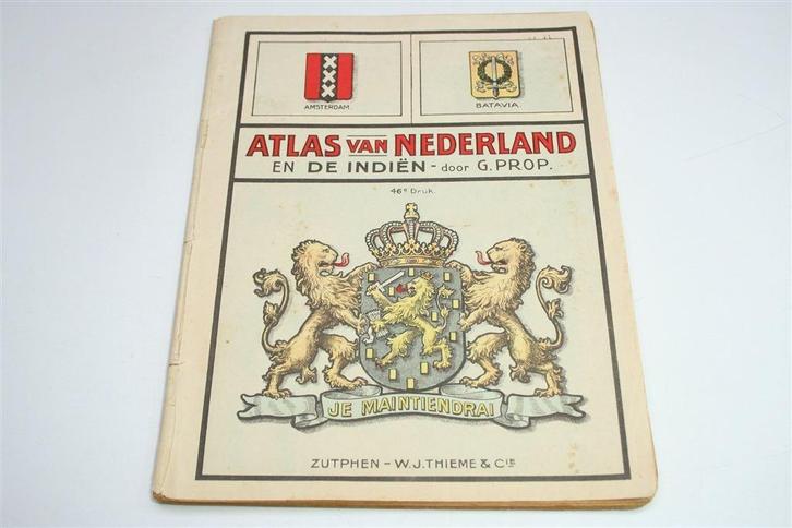 Atlas Nederland & Indiën — Prop — 46e Druk ca. 1945, Boeken, Atlassen en Landkaarten, Gelezen, Ophalen of Verzenden