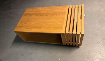 Salontafel eikenhout beschikbaar voor biedingen