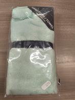 Zachte handdoek - Nieuw in verpakking!, Ophalen of Verzenden, Nieuw, Blauw, Handdoek