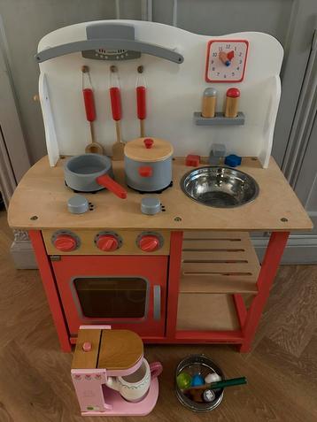 New Classic Toys houten speelgoedkeuken  beschikbaar voor biedingen