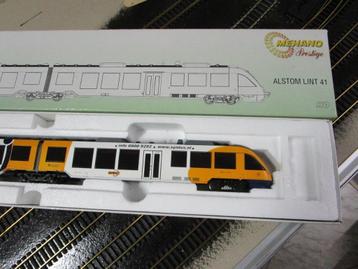 Mehano Alstom Lint 41. Synthus 25 in nieuwstaat en ovp. beschikbaar voor biedingen