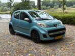 Peugeot 107 1.0 12V 5DR 2011 Blauw, Auto's, Voorwielaandrijving, Stof, Zwart, 68 pk