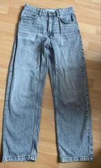 Bershka- Baggy relaxed fit jeans- maat 34 - light grey, Overige jeansmaten, Ophalen of Verzenden, Zo goed als nieuw, Bershka