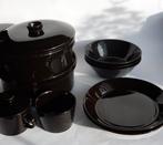 Arabia Kilta Teema bruine serviesdelen, Gebruikt, Ophalen of Verzenden, Bord(en), Wedgwood