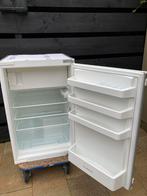 Mooie Bosch inbouw koelkast met vriesvak ., Ophalen, Zo goed als nieuw, Met vriesvak