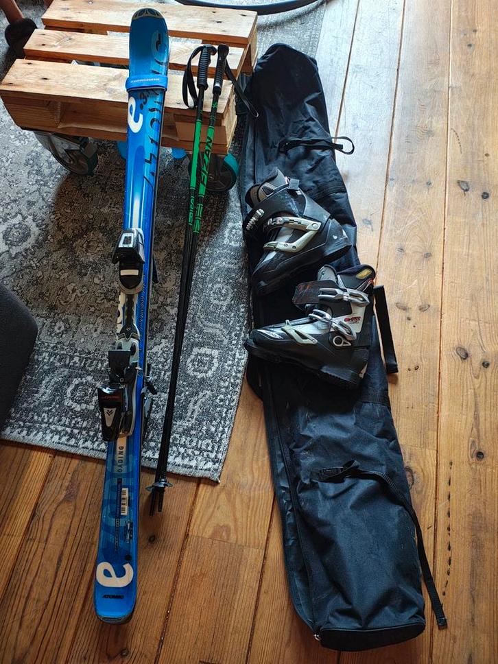 Ski set: Ski's, stokken, schoenen en tas, Sport en Fitness, Skiën en Langlaufen, Gebruikt, Ski's, Skiën, Overige merken, Carve