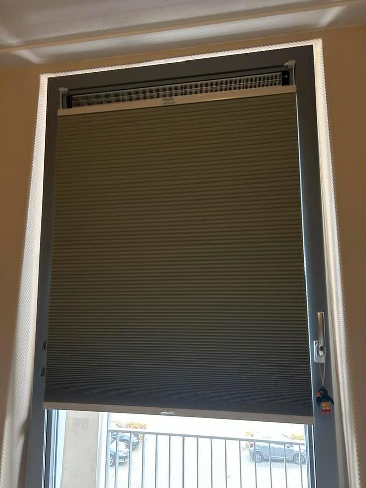 Veneta Plissé Gordijn - Fog Green, Huis en Inrichting, Stoffering | Gordijnen en Lamellen, Zo goed als nieuw, 150 tot 200 cm, 50 tot 100 cm