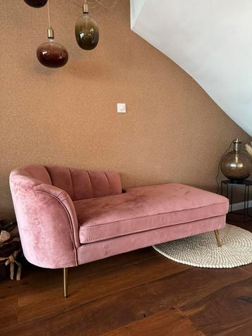 Chaise longue hipster roze beschikbaar voor biedingen