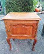 Leuk vintage Queen Anne nachtkastje, Ophalen, Gebruikt, Hout