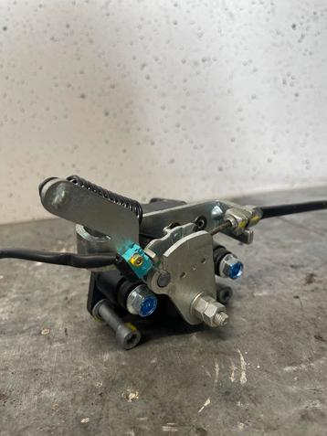 Remklauw Roll Lock compleet Gilera Fuoco & Piaggio MP3 500cc beschikbaar voor biedingen
