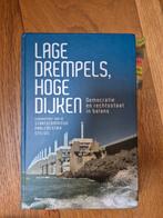 Lage Drempels, Hoge Dijken - Democratie in Balans, Ophalen of Verzenden, Zo goed als nieuw, Politiek en Staatkunde, Nederland