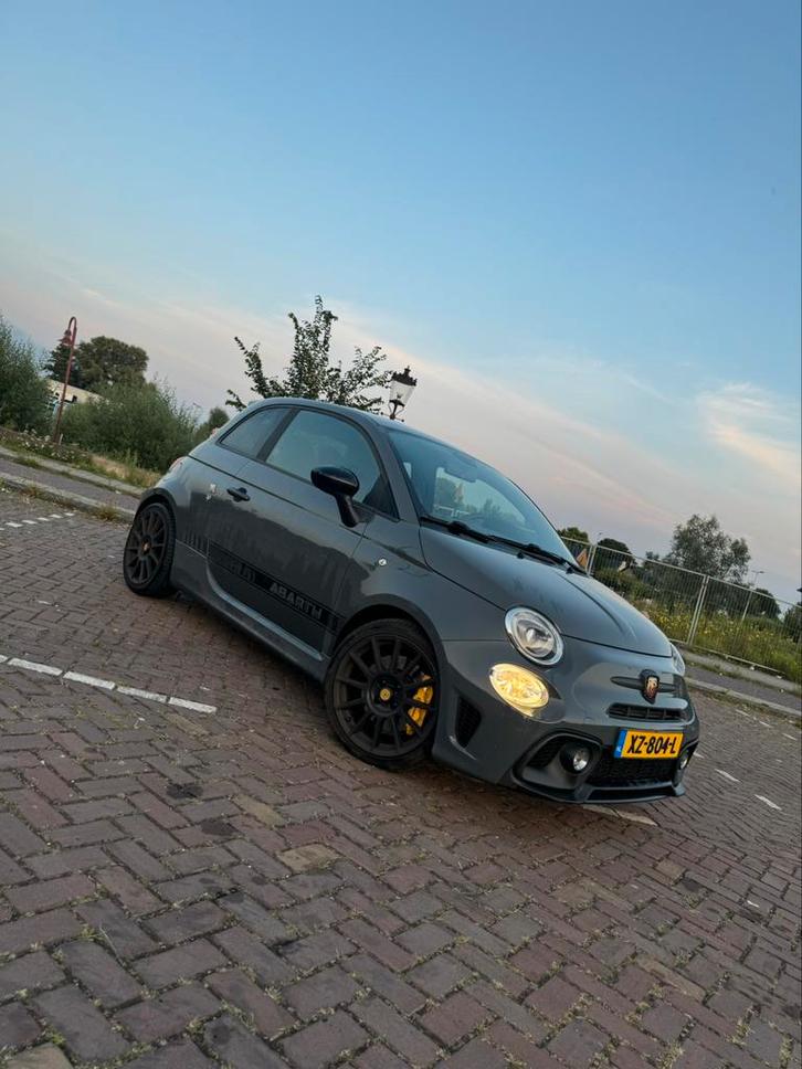 Fiat 500 1.4 T-jet Abarth AUT 2017 Grijs 180pk, Auto's, Fiat, Particulier, Benzine, F, Hatchback, Automaat, Geïmporteerd, Zilver of Grijs