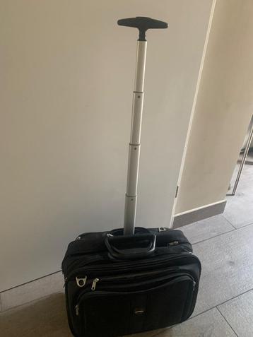 Laptoptrolley  beschikbaar voor biedingen