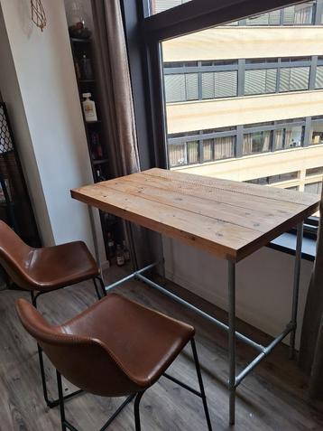 Hoge eettafel 