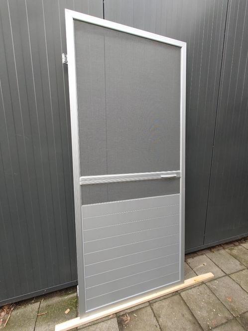 Luxaflex scharnierende hordeur - Hor -  Extra hoog (220 cm), Doe-het-zelf en Verbouw, Deuren en Horren, Zo goed als nieuw, Hordeur