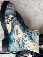 Gezocht deze Dr Martens, Kleding | Dames, Ophalen of Verzenden, Zo goed als nieuw, Zwart