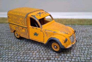 Dinky Toys 560 Citroën 2cv post mail truck France, 1/43 beschikbaar voor biedingen