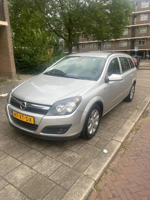 Opel Astra 1.6 16V St.wgn. 2006 Grijs top auto - full optie, Auto's, Opel, Particulier, Astra, ABS, Airbags, Airconditioning, Alarm