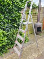 Aluminium huishoudtrap, Doe-het-zelf en Verbouw, Ladders en Trappen, Gebruikt, Minder dan 2 meter, Ophalen