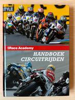 Handboek Circuitrijden - Race Academy, Ophalen of Verzenden, Zo goed als nieuw