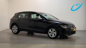 Volkswagen Golf 1.0 TSI 110pk Life Virtual Cockpit Navigatie beschikbaar voor biedingen