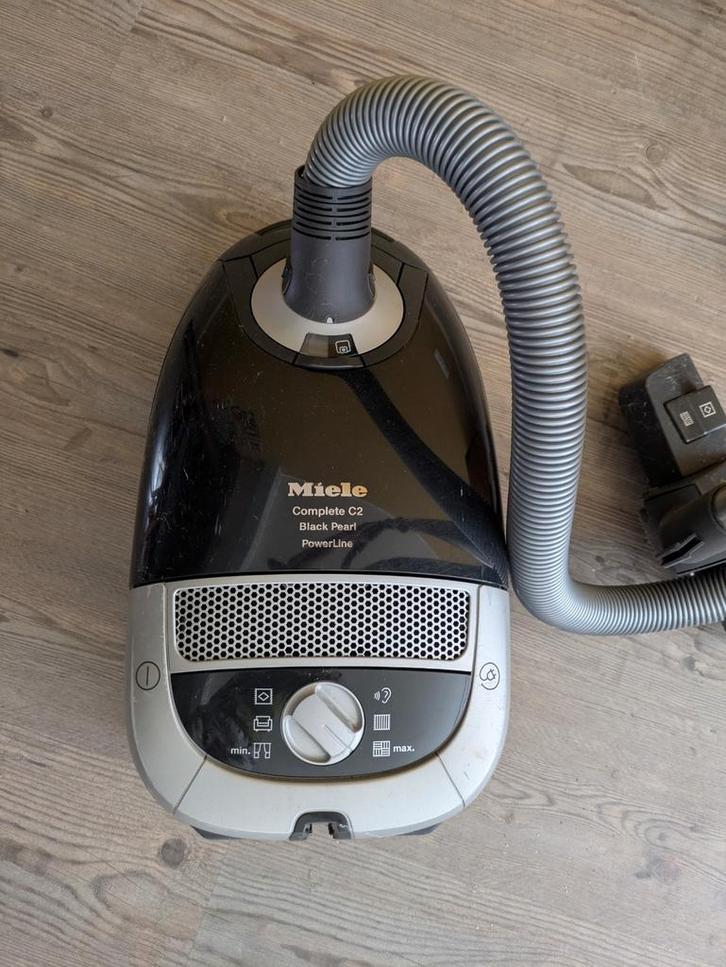 Miele complete c2 stofzuiger, Witgoed en Apparatuur, Stofzuigers, Gebruikt, Ophalen of Verzenden