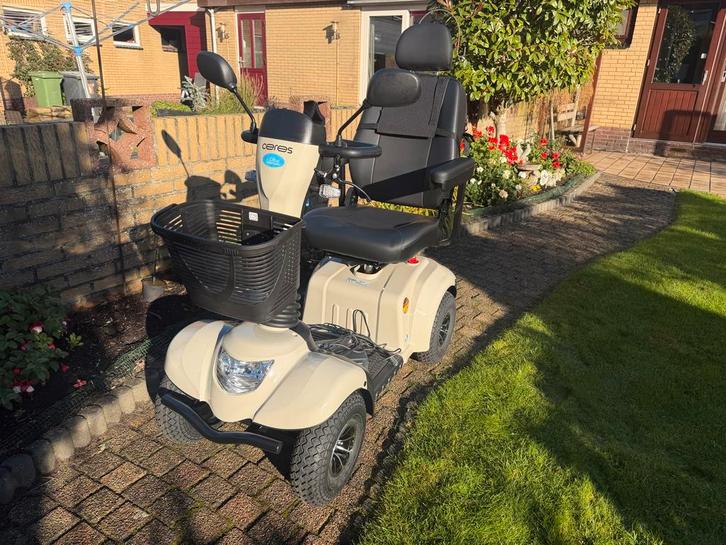 Scootmobiel Vermeiren Ceres 4 SE (weg ivm overlijden), Hobby en Vrije tijd, Overige Hobby en Vrije tijd, Zo goed als nieuw, Ophalen