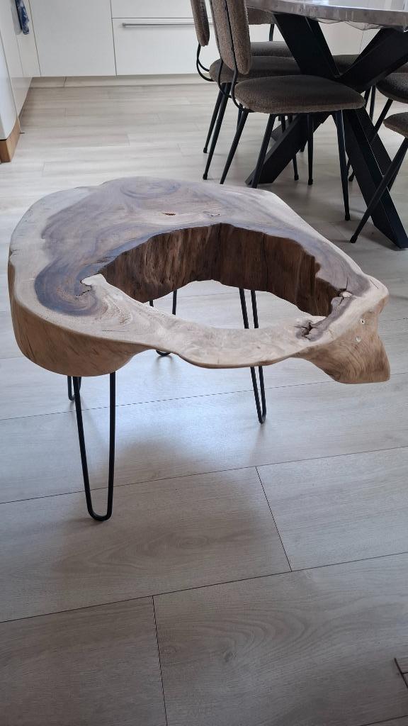 suarhout bijzettafel, Huis en Inrichting, Tafels | Bijzettafels, Zo goed als nieuw, Rond, 45 tot 60 cm, Minder dan 55 cm, Hout