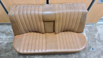 Achterbank Mercedes W115 1971 beschikbaar voor biedingen