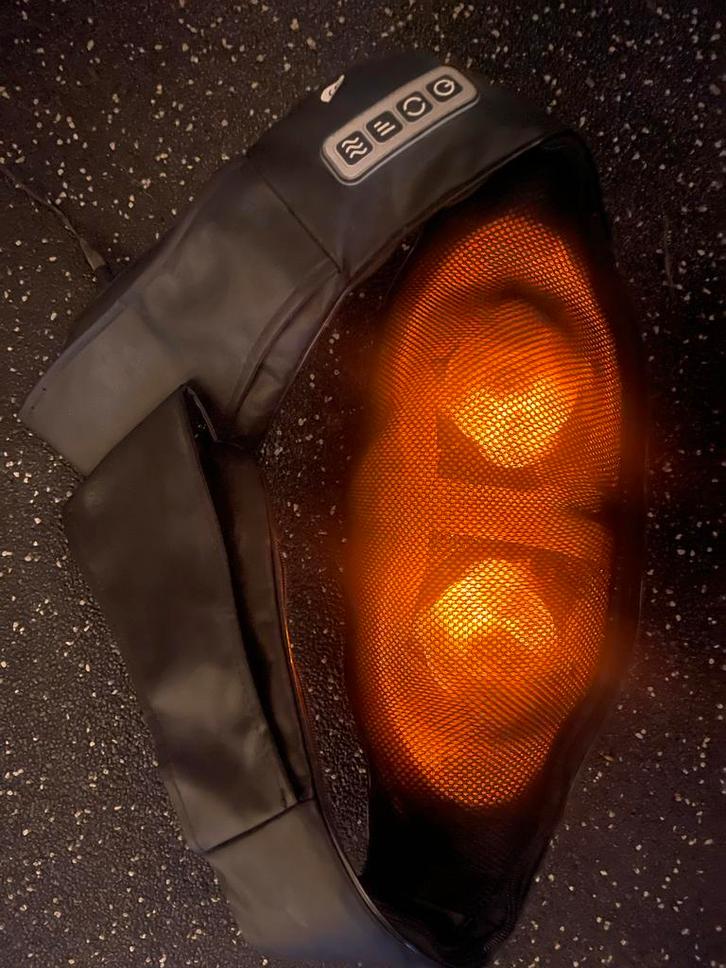 Nek- en Schouder Massage Apparaat, Sport en Fitness, Massageproducten, Gebruikt, Apparaat, Ophalen of Verzenden