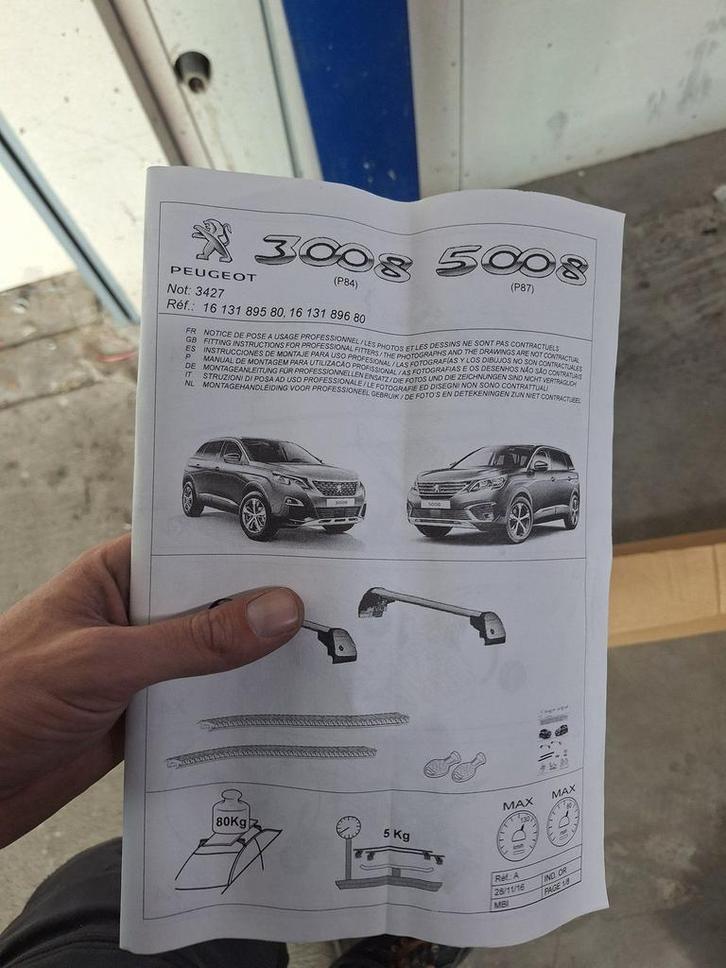 Dakdragers Peugeot 3008 (P84) en 5008 (P87), Auto diversen, Dakdragers, Gebruikt, Ophalen