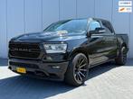 Dodge Ram 1500 5.7 V8 4x4 Crew Cab Laramie / Pano / Luchtver, Automaat, Gebruikt, Zwart, Leder