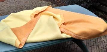 Origineel vintage wollen deken oranje geel 1.65 x 2.20 mtr beschikbaar voor biedingen