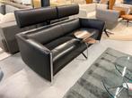 Als nieuw Leolux Goncharov Bank zwart leer Design, Huis en Inrichting, Leolux, Driepersoons, Ophalen of Verzenden, Rechte bank