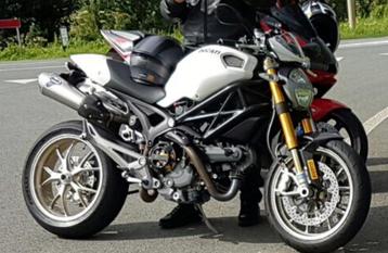 Ducati Monster 1100 s beschikbaar voor biedingen