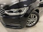 Volkswagen Touran 1.5 TSI Highline 7p PANO/LED/CAMERA/CARPLA, Te koop, Geïmporteerd, Benzine, 73 €/maand