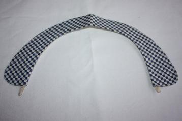 Oud blauw geruit stevig boordje beschikbaar voor biedingen