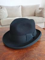 Vintage zwarte hoed Homburg - Staalmeester - maat 56, Ophalen of Verzenden, Zo goed als nieuw