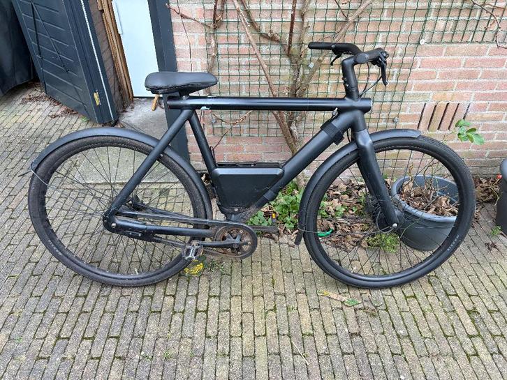 Van Moof S3 met powerbank, Fietsen en Brommers, Elektrische fietsen, Gebruikt, Vanmoof, 59 cm of meer, 50 km per accu of meer