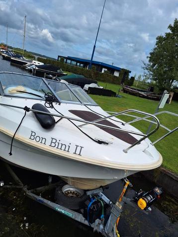 Console boot beneteau 550 cabine. beschikbaar voor biedingen