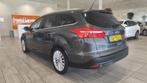 Ford Focus Wagon 1.5 Titanium Edition, Te koop, Zilver of Grijs, Benzine, Gebruikt