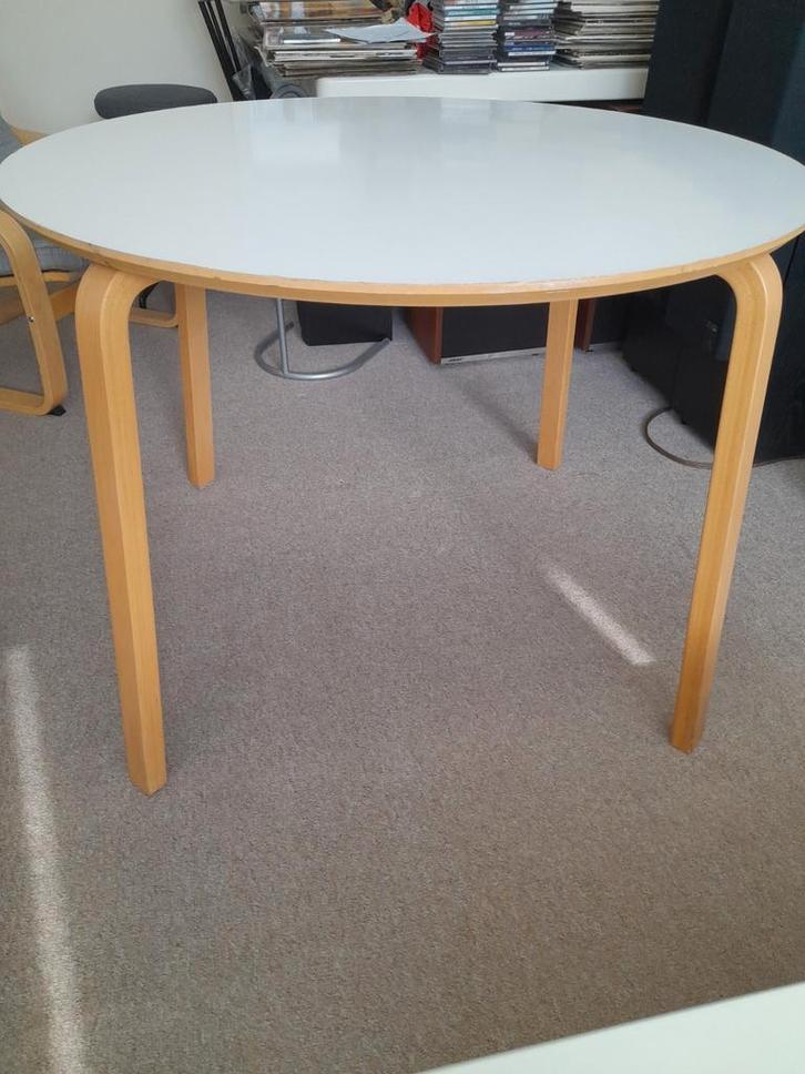 Grote ronde plywood tafel  Skoghall Ikea - zeer nette staat, Huis en Inrichting, Tafels | Eettafels, Gebruikt, 100 tot 150 cm